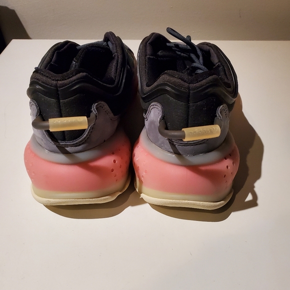 Adidas Ozrah sneakers - Picture 3 of 4